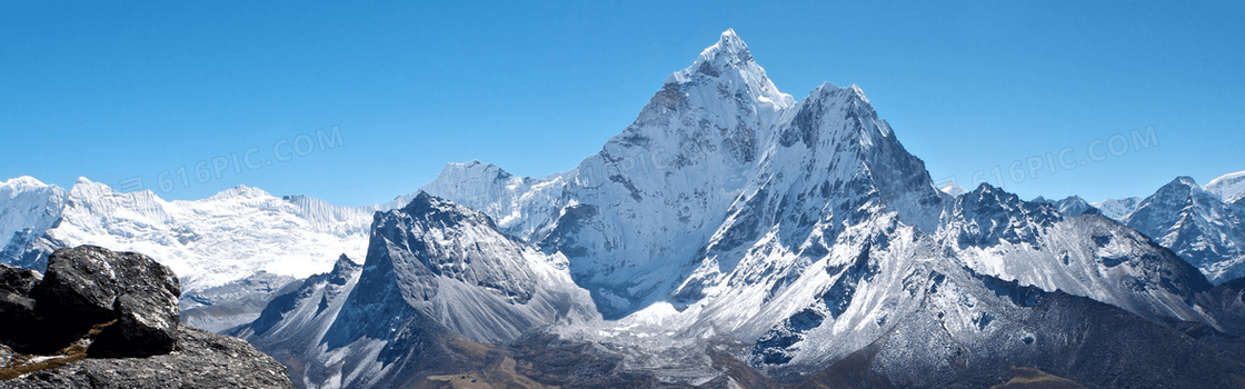 清爽雪山背景