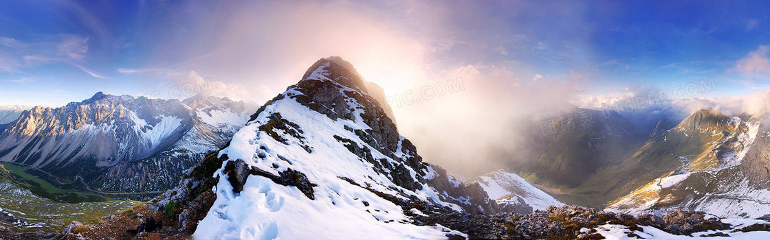 雪山夕阳海报背景