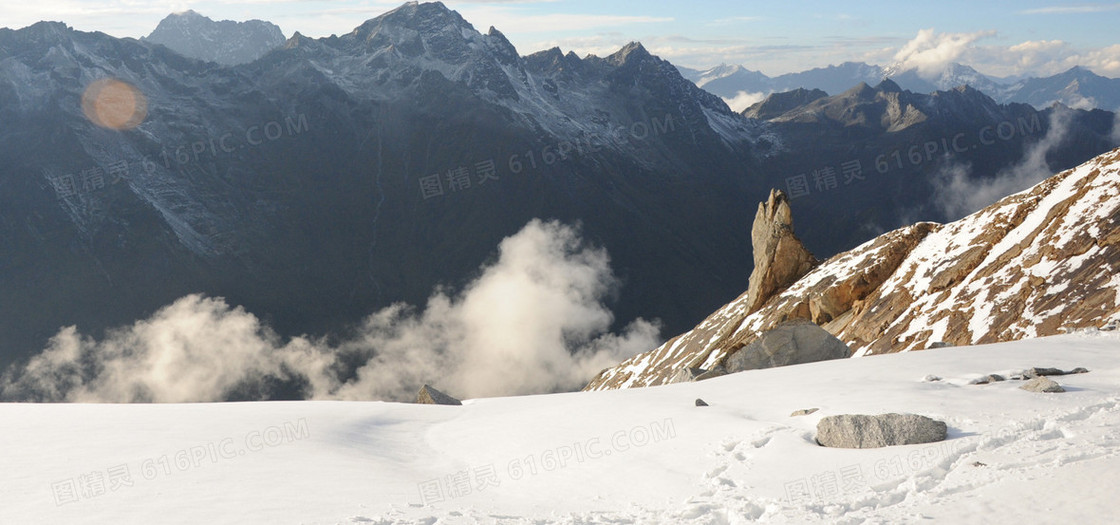 雪山背景