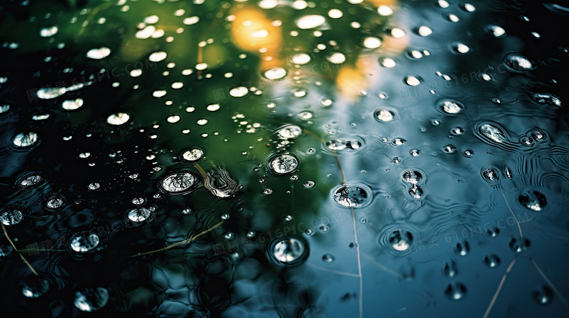 雨天朦胧感水雾场景下雨图片