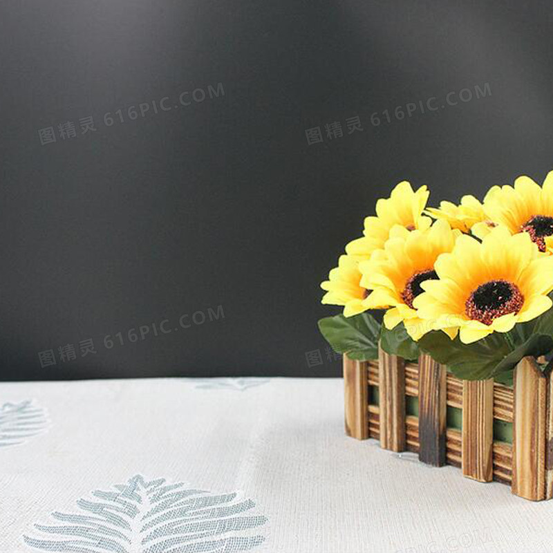 简约桌面向日葵背景图