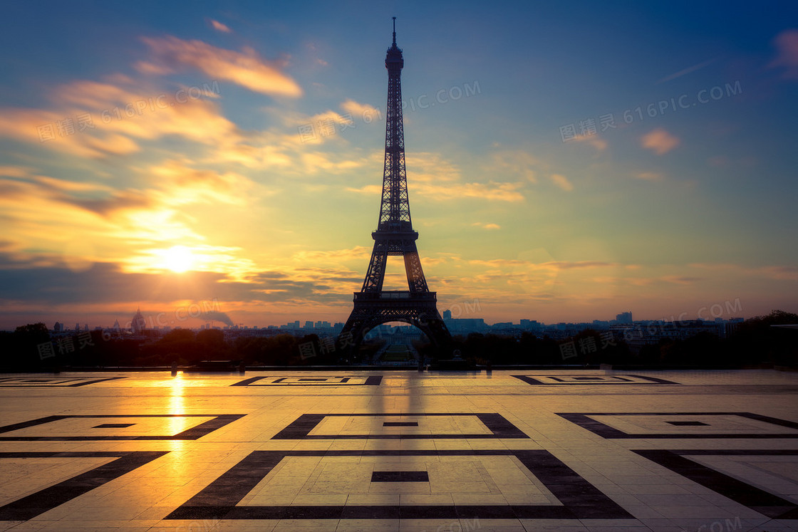 唯美的法国埃菲尔铁塔高清摄影图片
