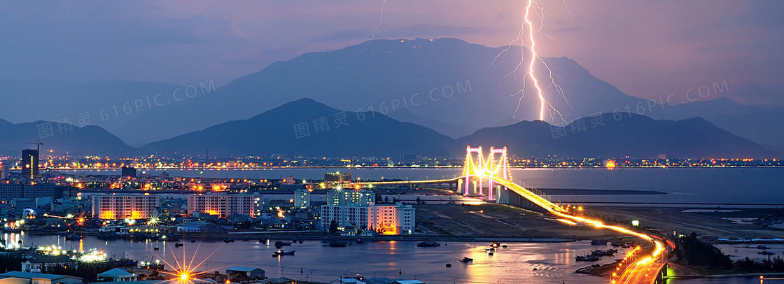 城市夜景闪电背景