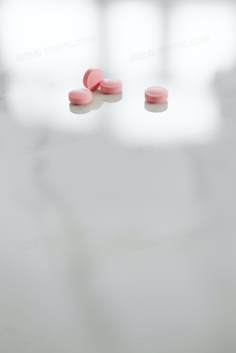 粉红色药丸图片