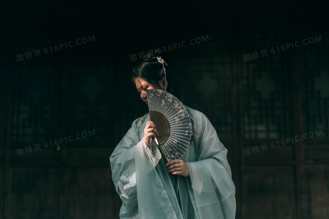 古典汉服美女图片
