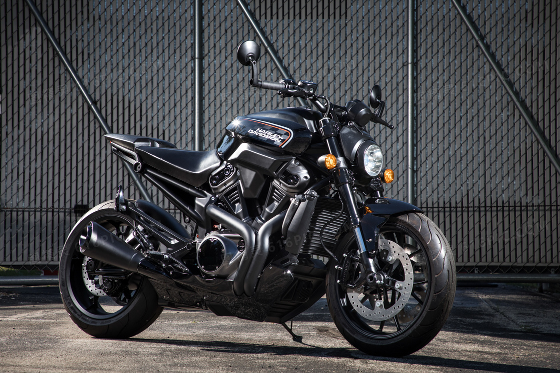 酷炫黑色摩托车图片 酷炫黑色摩托车图片大全