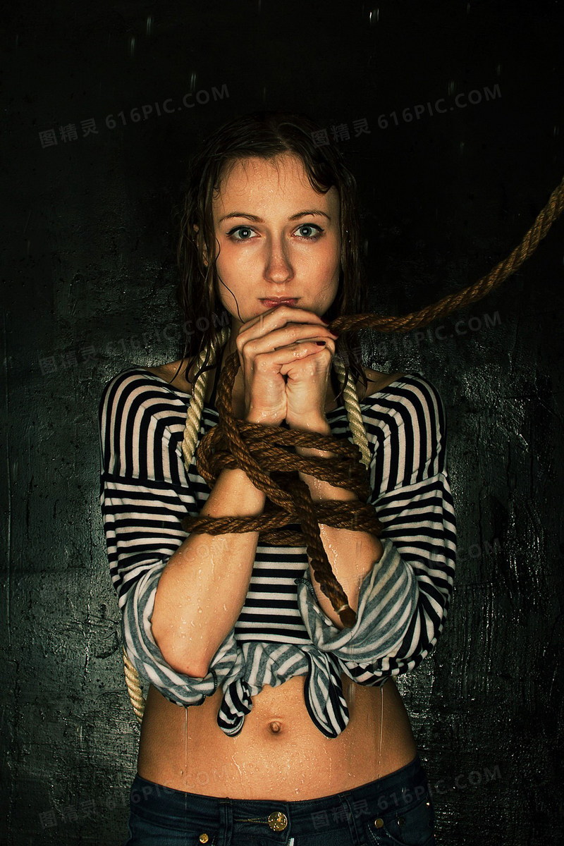 捆绑美女人体艺术摄影图片
