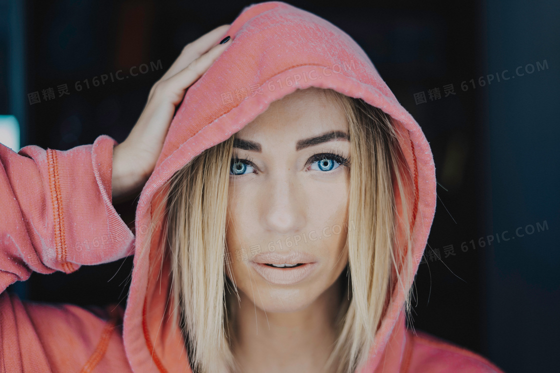 运动风美女头像图片