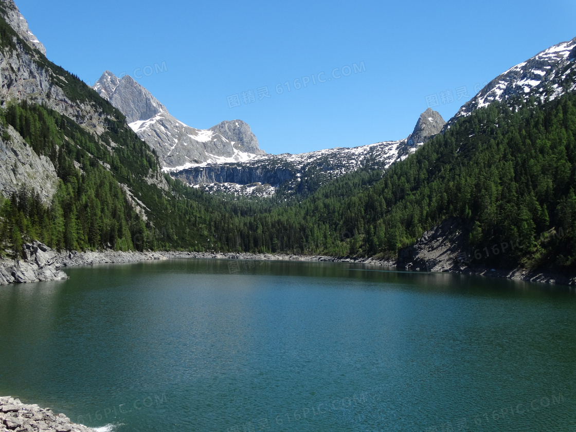 白云岩高山湖泊图片