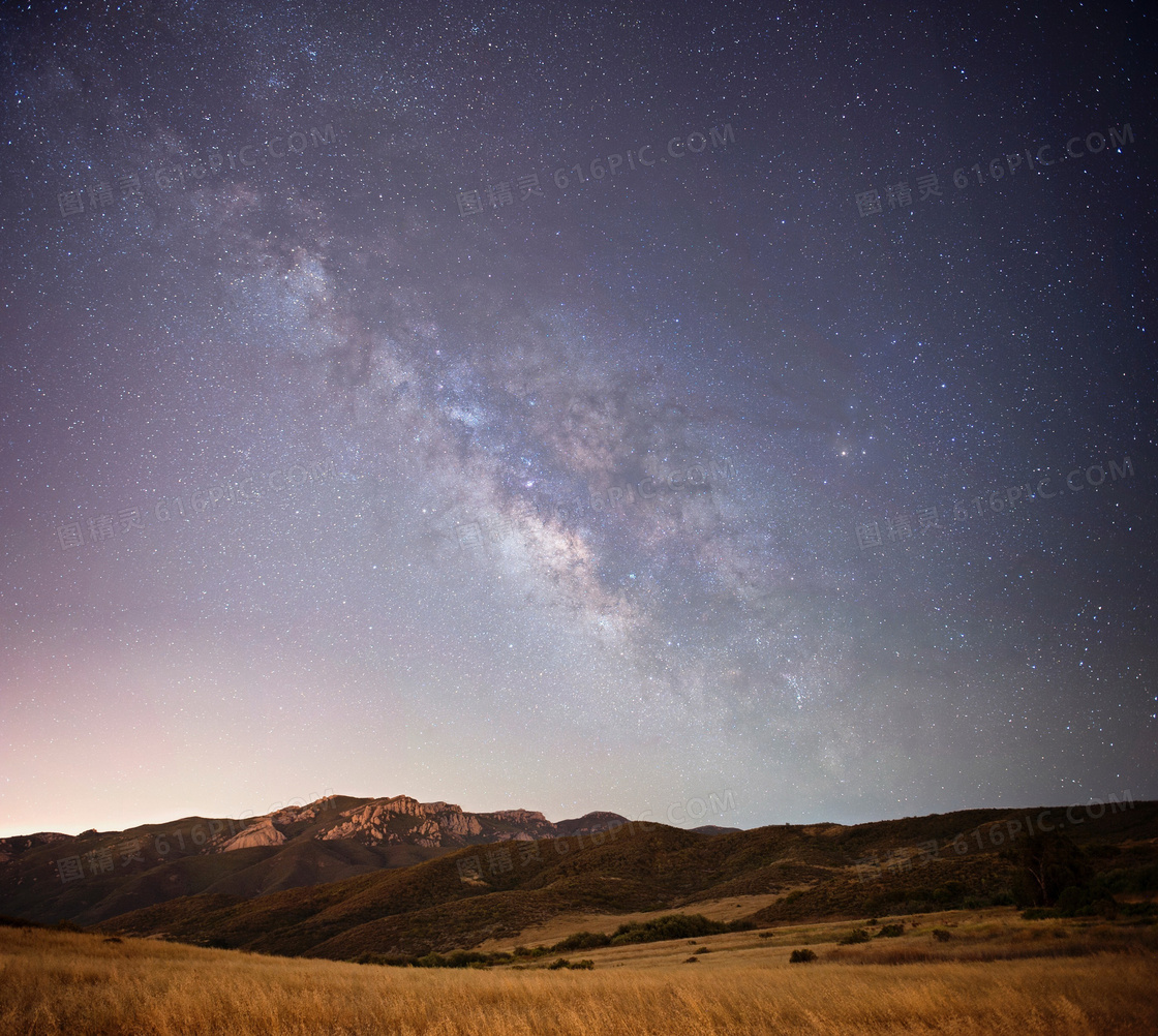 璀璨夜晚星空图片