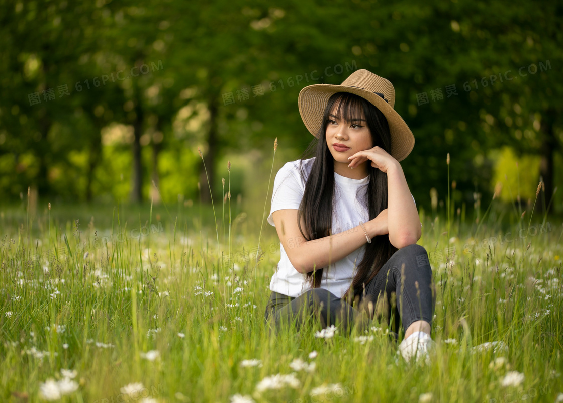 日本美女户外写真图片