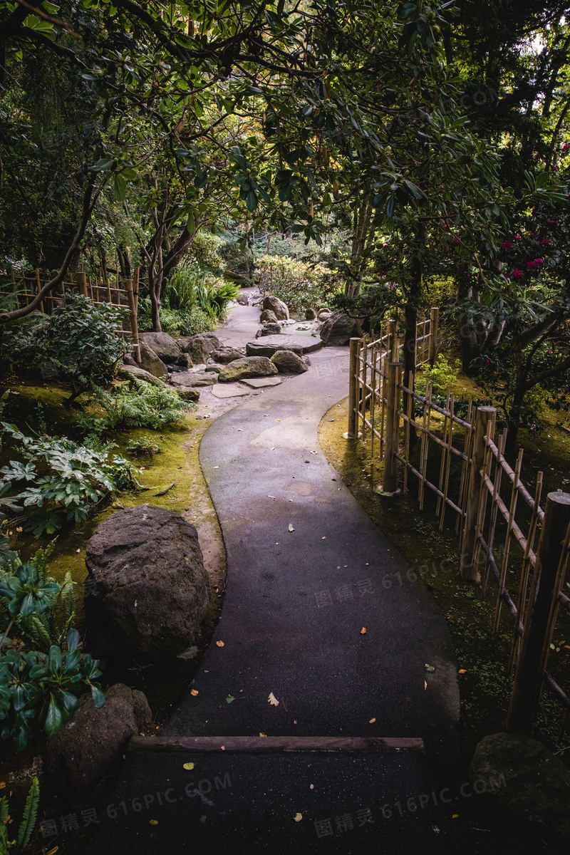 园林走道风景图片