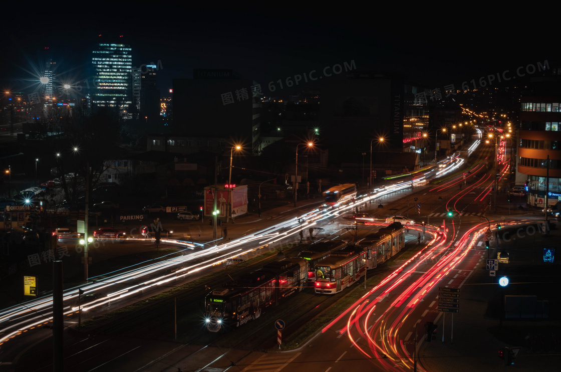 夜晚城市车流线景观