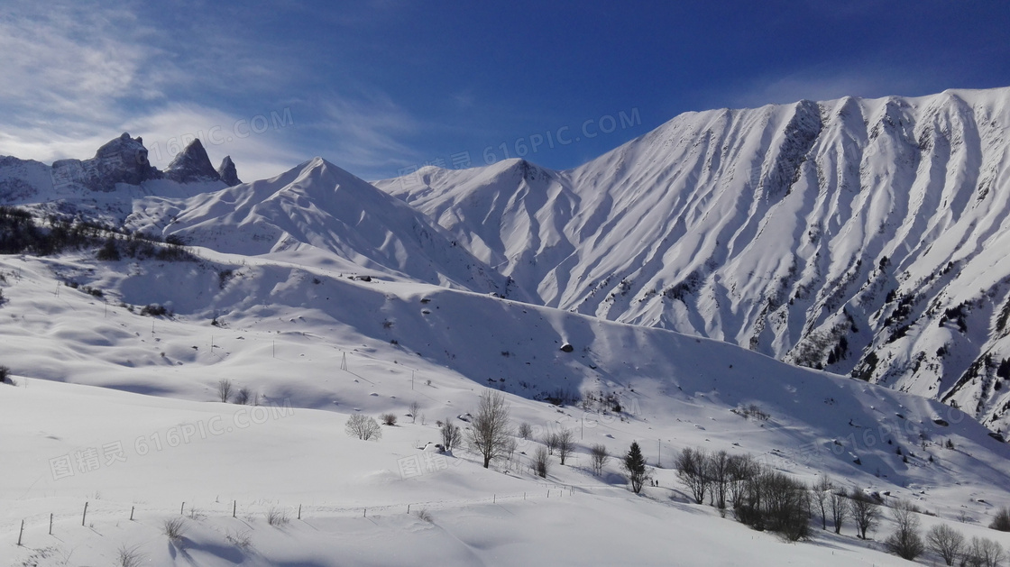 白雪雪山美景图片