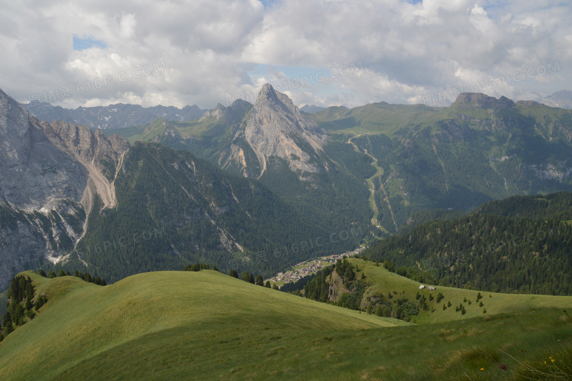 阿尔卑斯山脉景观图片
