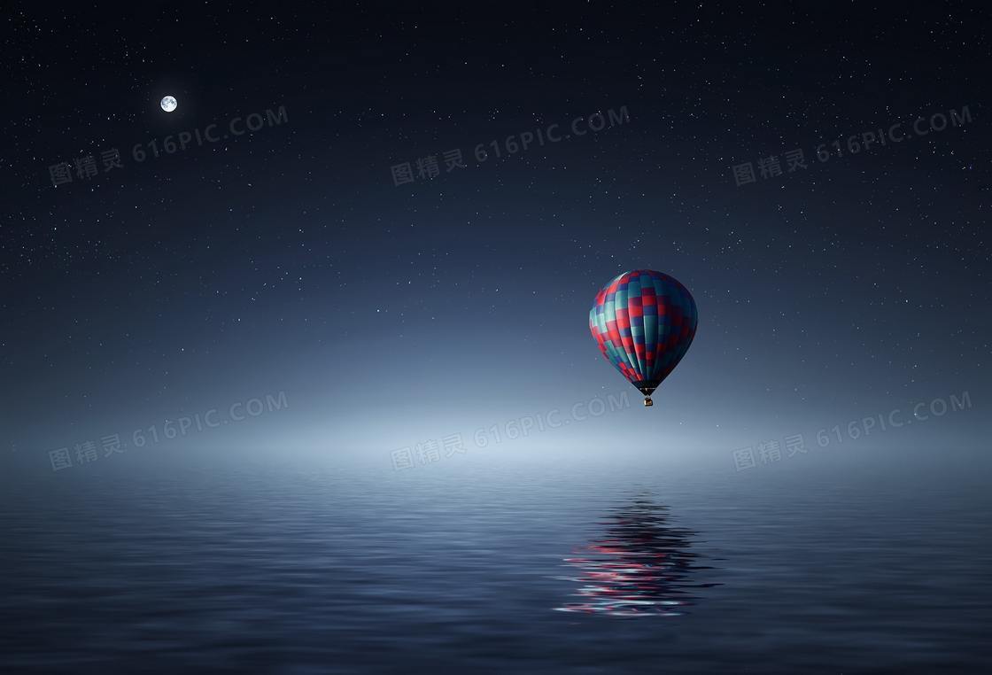 夜晚明月与热气球风光摄影高清图片