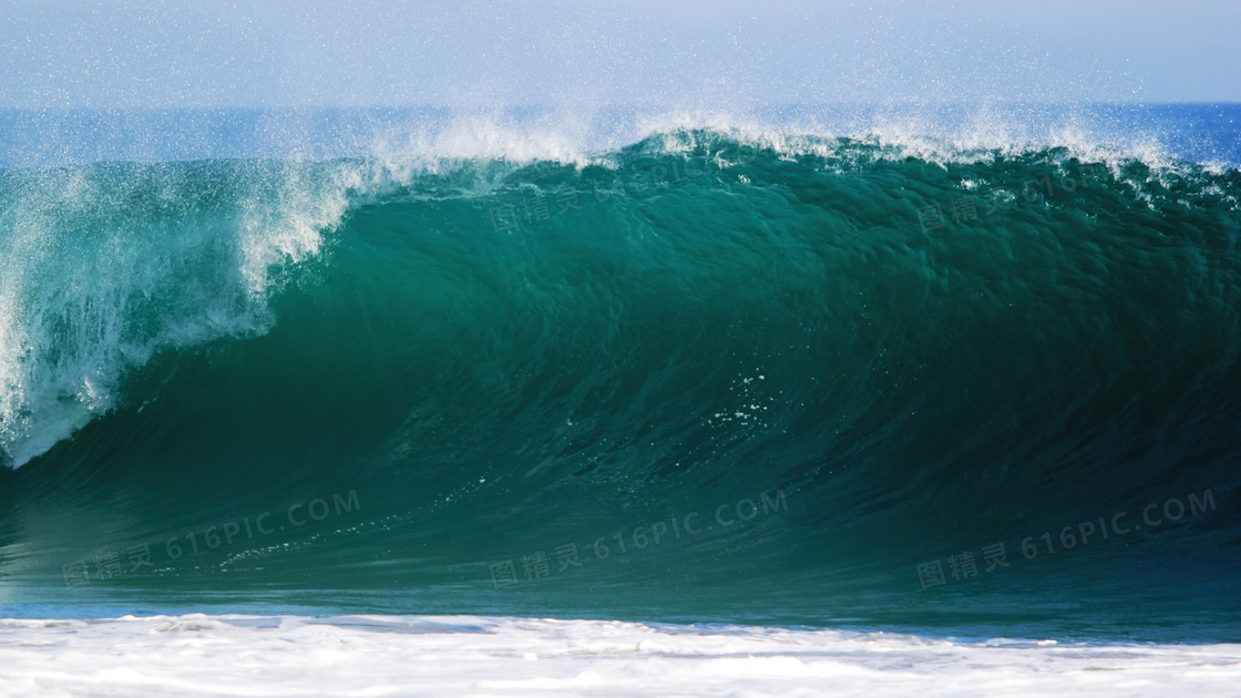 海面上卷起的巨浪风光摄影高清图片