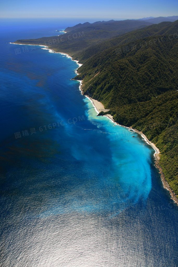 海洋山峰景观摄影图