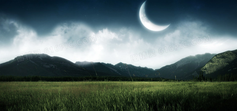 天空月亮草地背景