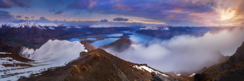 夕阳云彩雪山海报