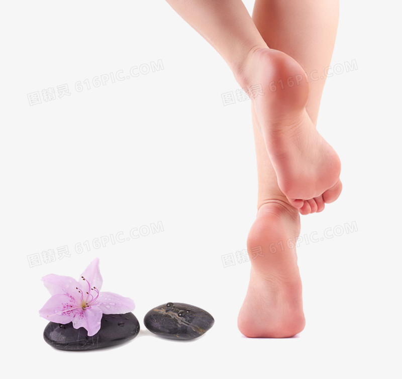 花和足浴后的双腿