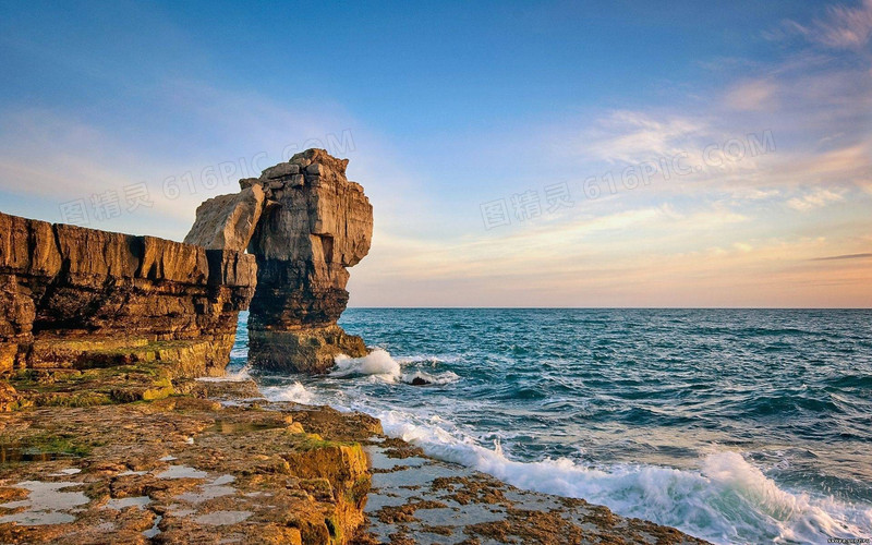 波涛海浪蓝天海边