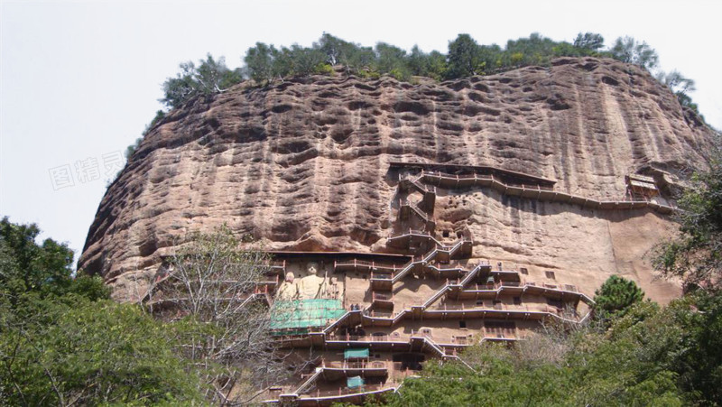 甘肃麦积山石窟风光