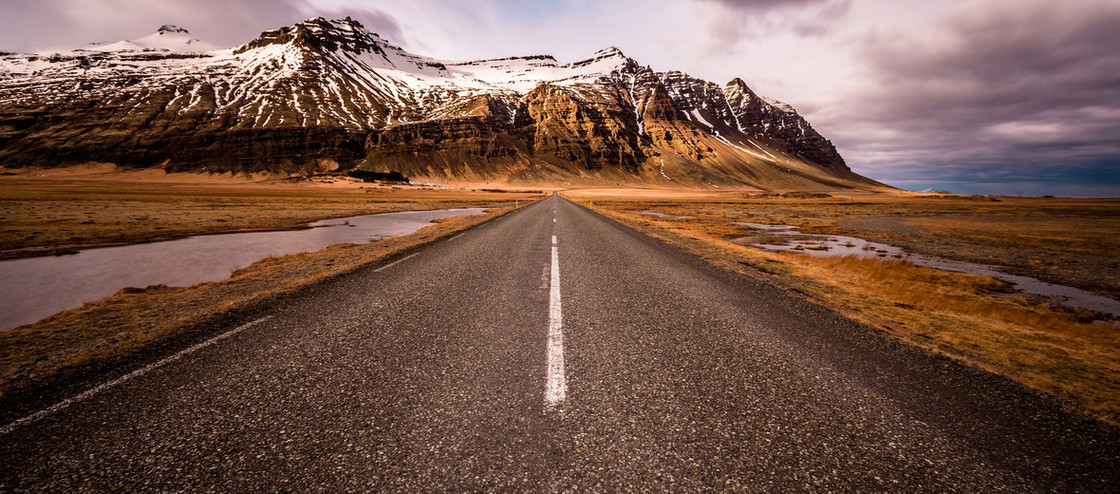 人生道路唯美浪漫幸福道路背景图