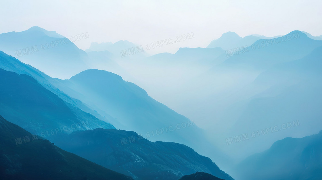 远山山脉自然风景背景