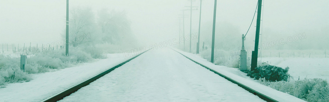 铁路雪景