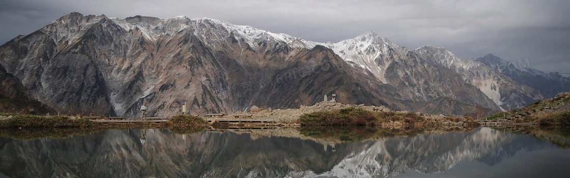 户外登山背景