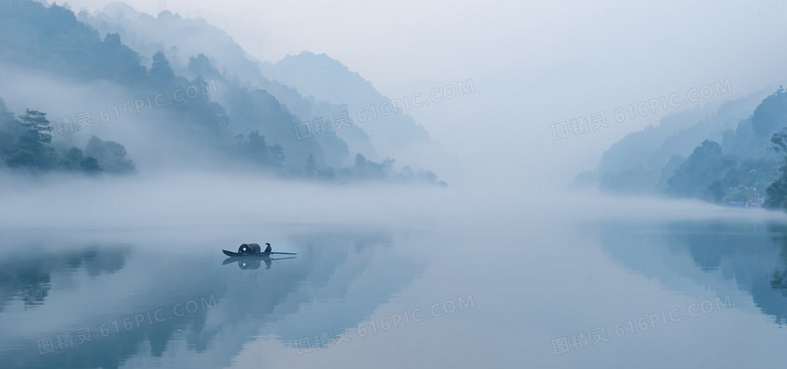 水上渔船背景图
