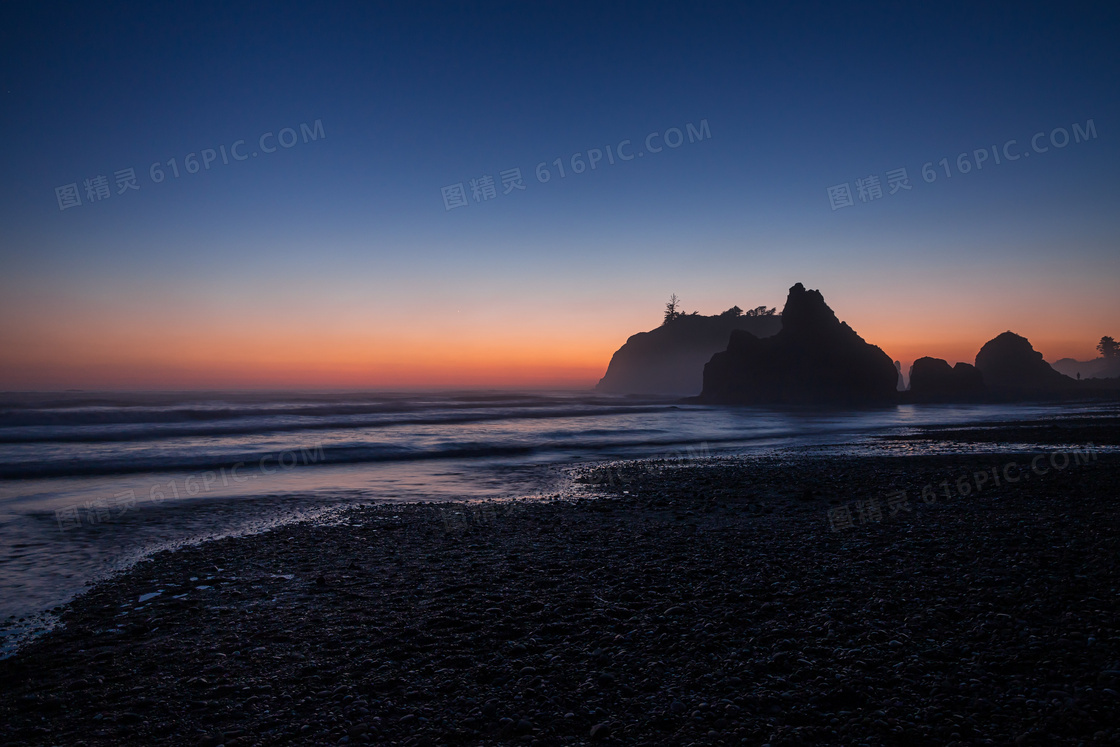 傍晚黄昏海边图片