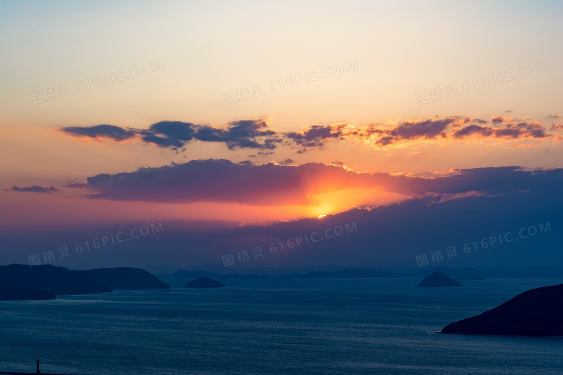 海上黄昏日落图片