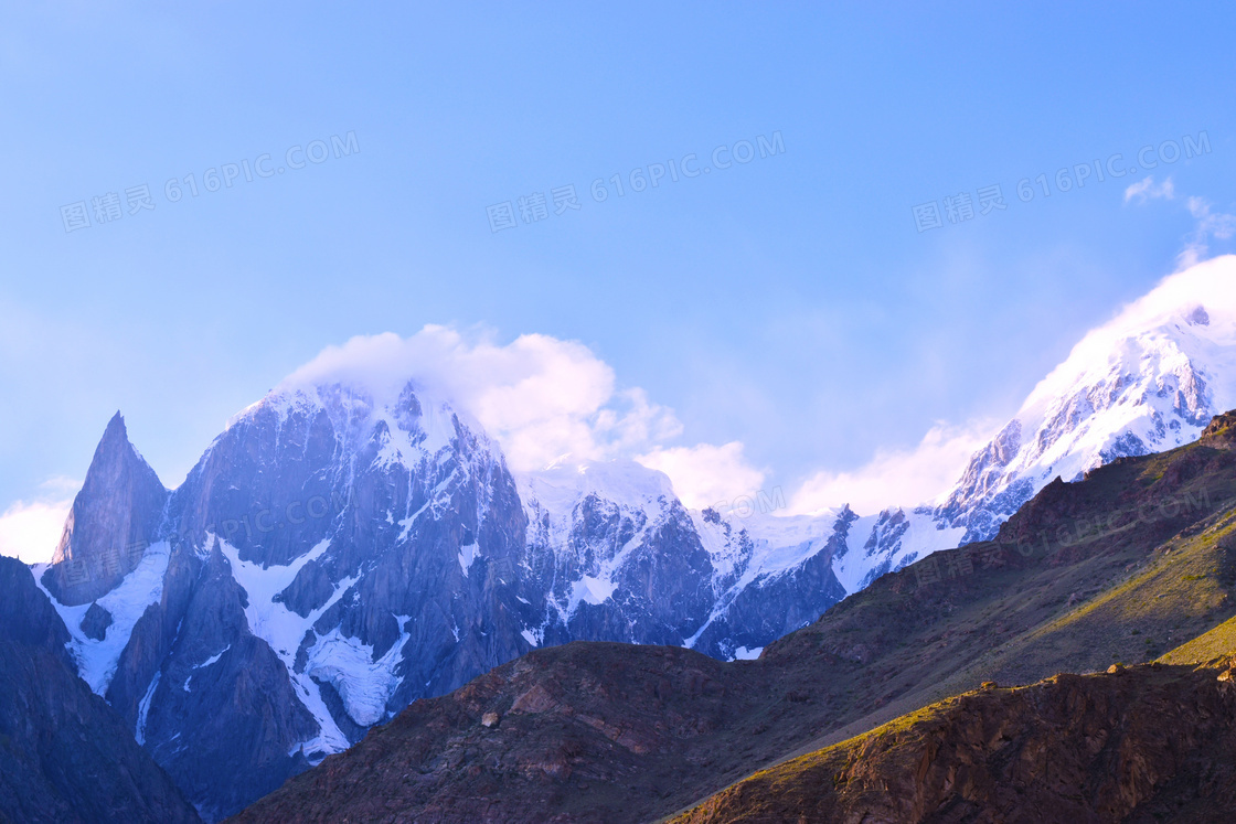 阿尔卑斯山雪山山脉图片