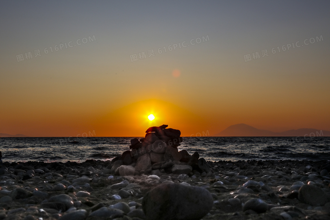 海平面夕阳落日图片