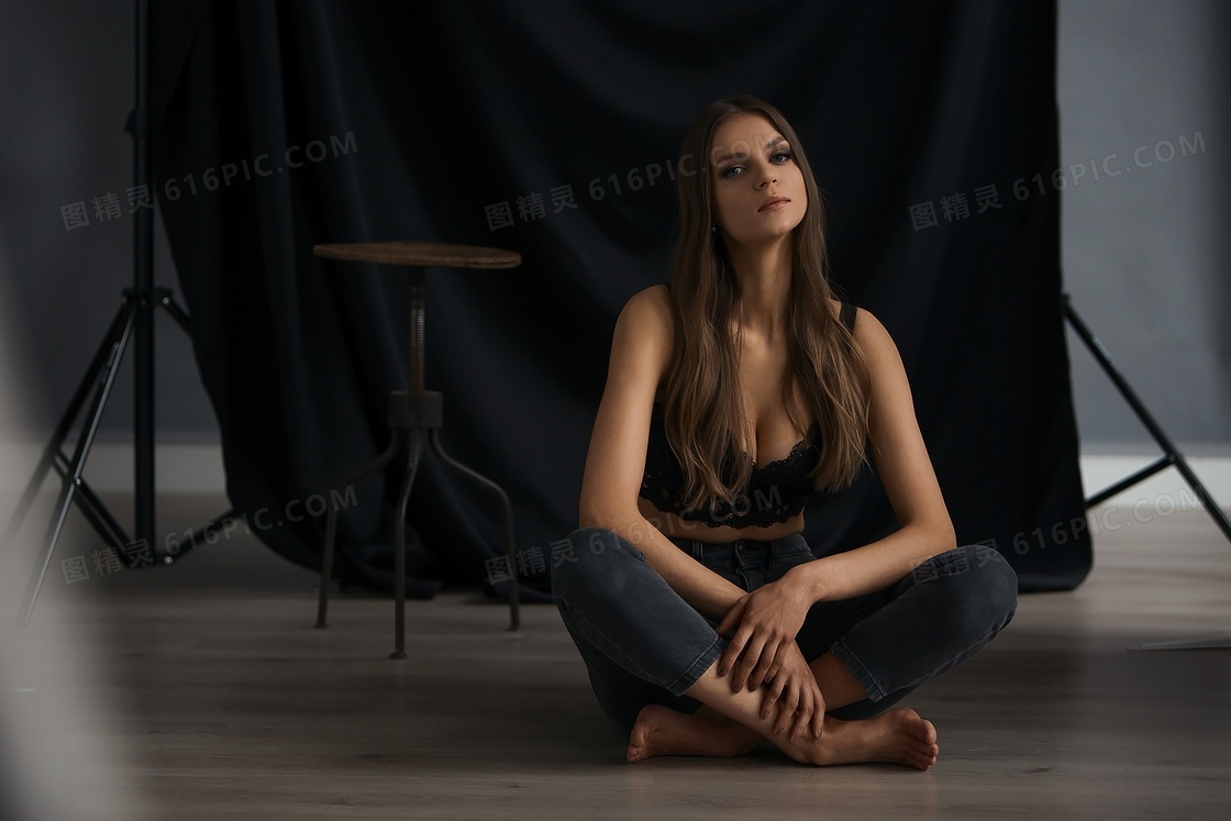 性感俄罗斯美女写真图片