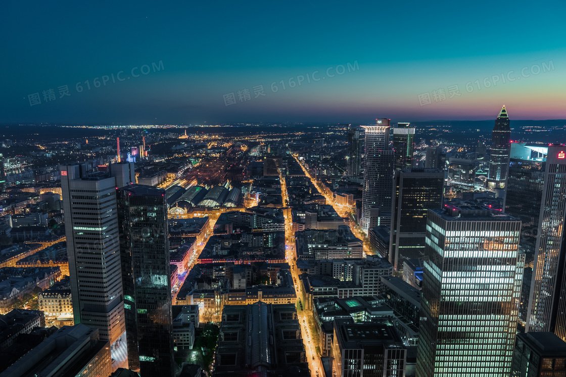 法兰克福城市夜景图片