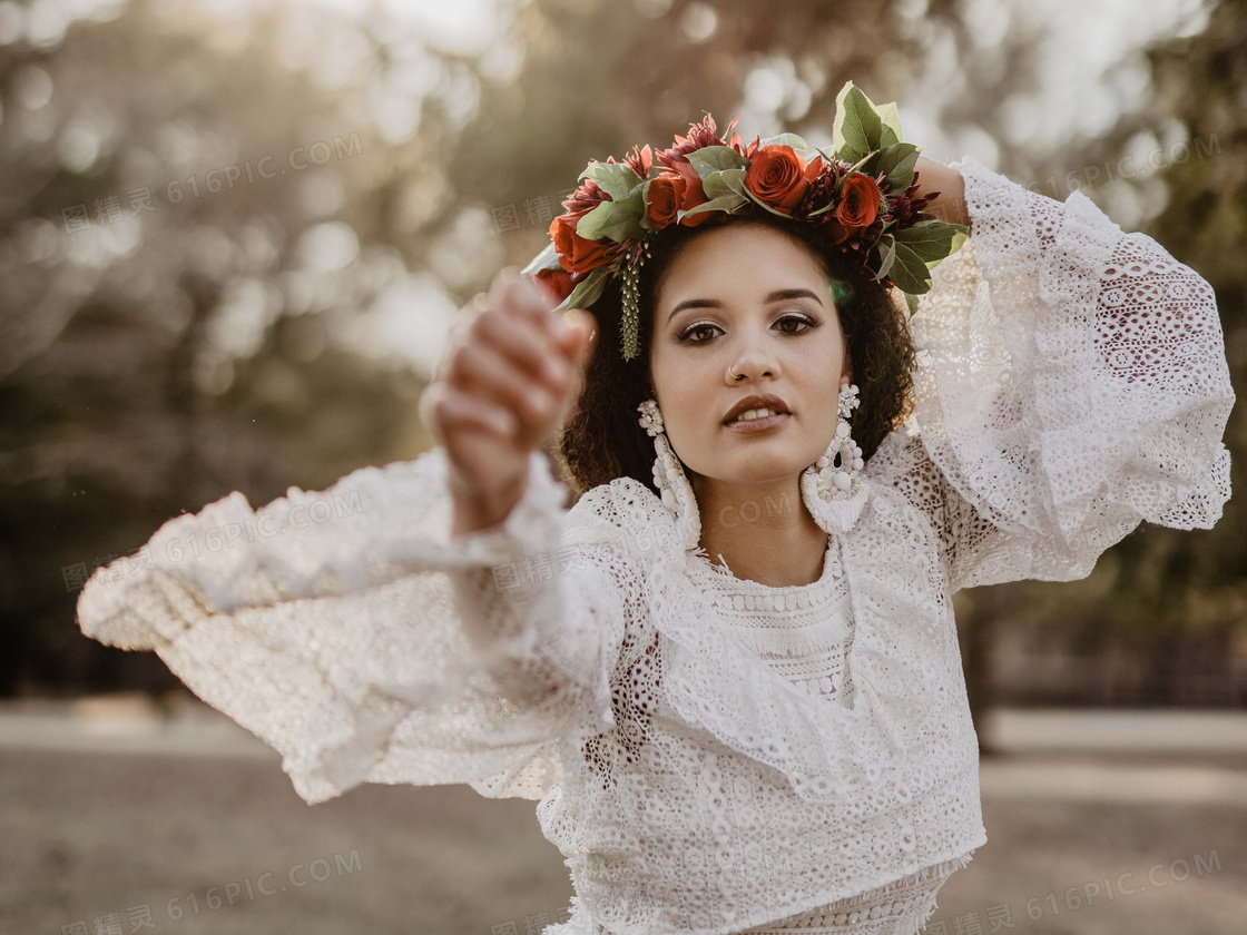头戴花环美女写真图片 头戴花环美女写真图片大全