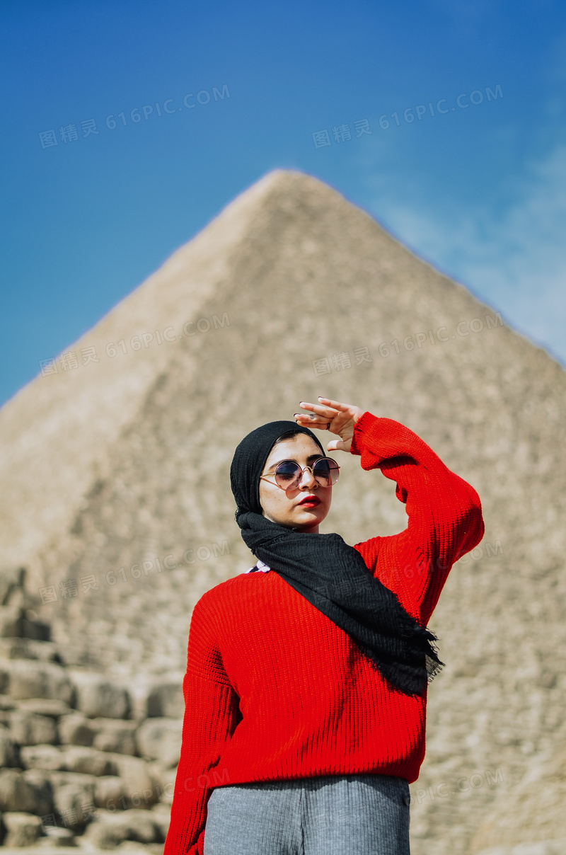 户外美女模特照