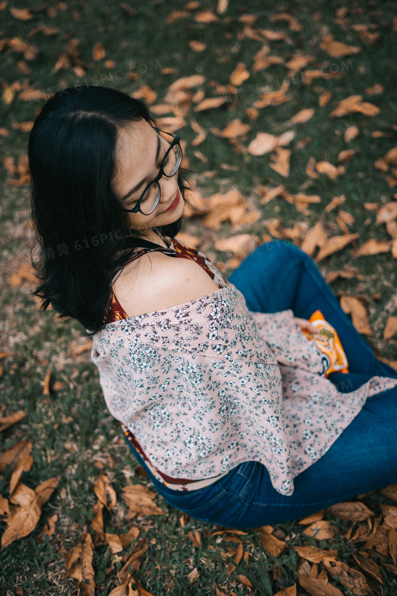 爱人体艺术美女摄影图片