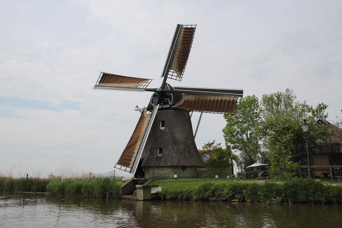 荷兰风车建筑景观图片