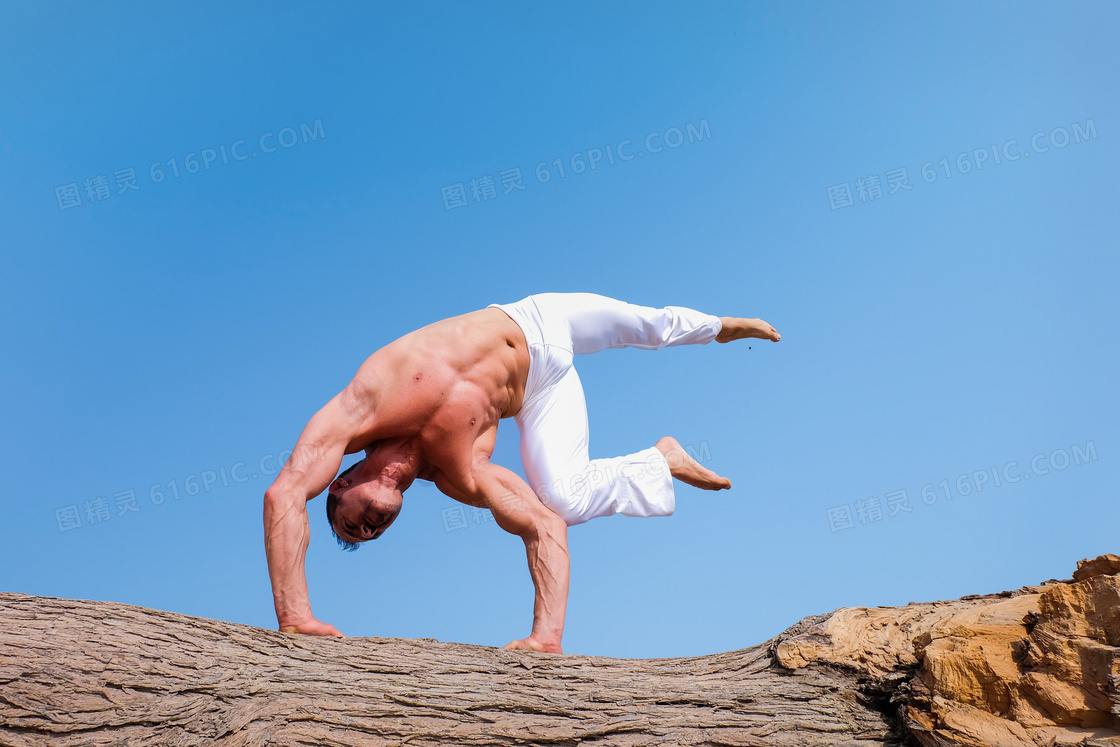 男子瑜伽人体艺术摄影