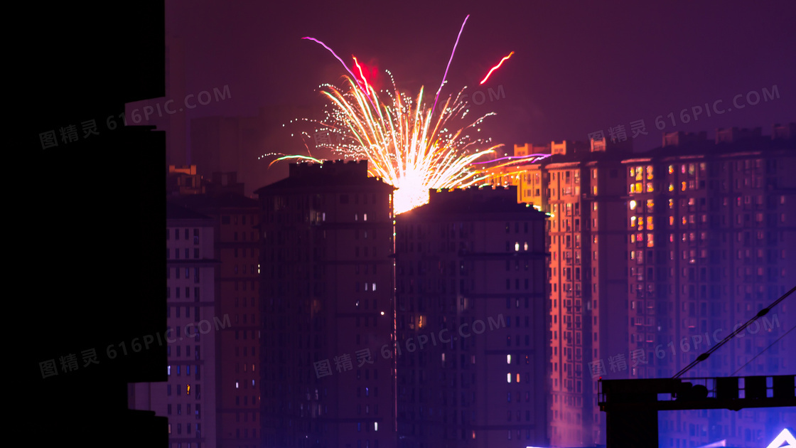 城市美丽烟花图片