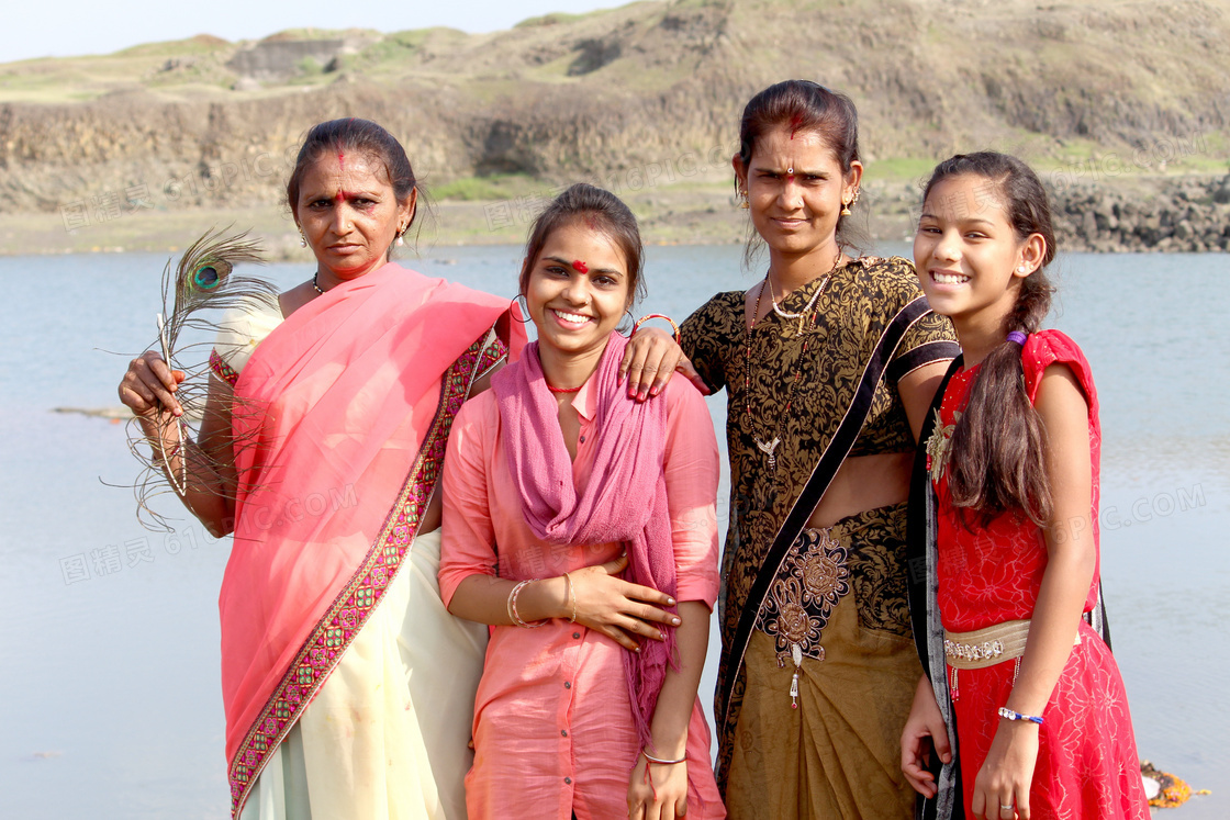 印度女性家族合照