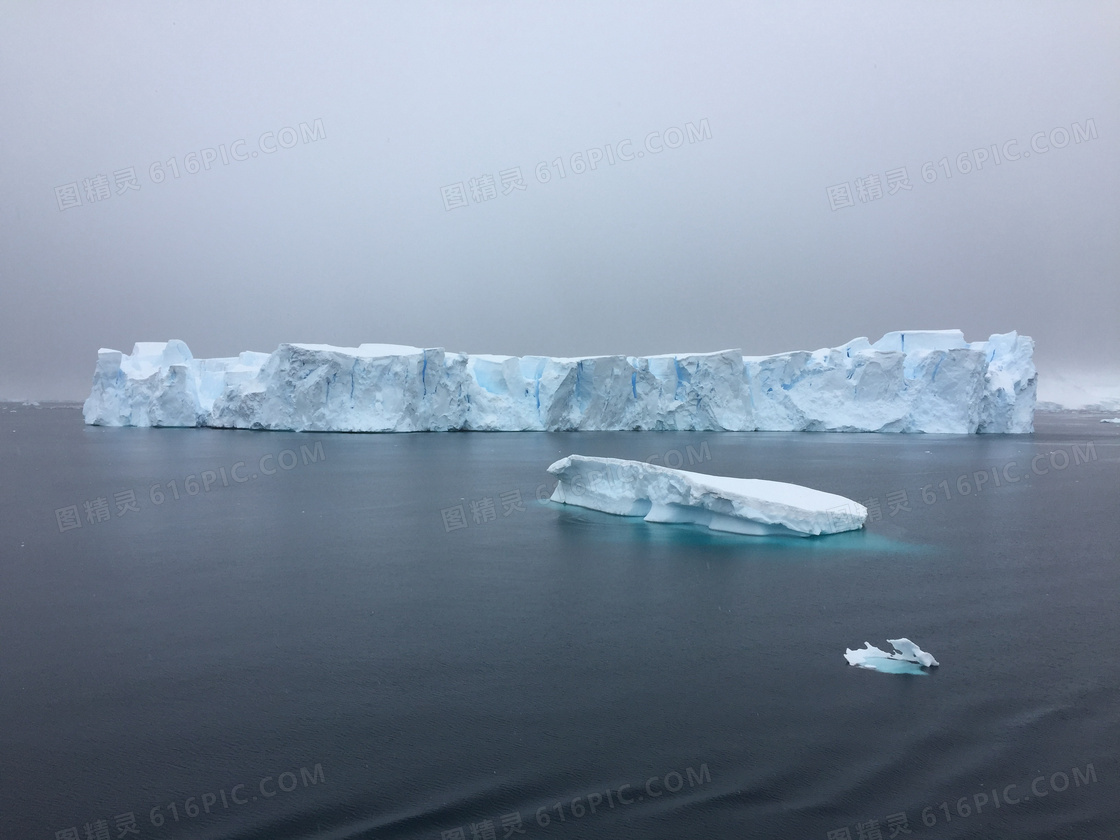 立方体冰山图片