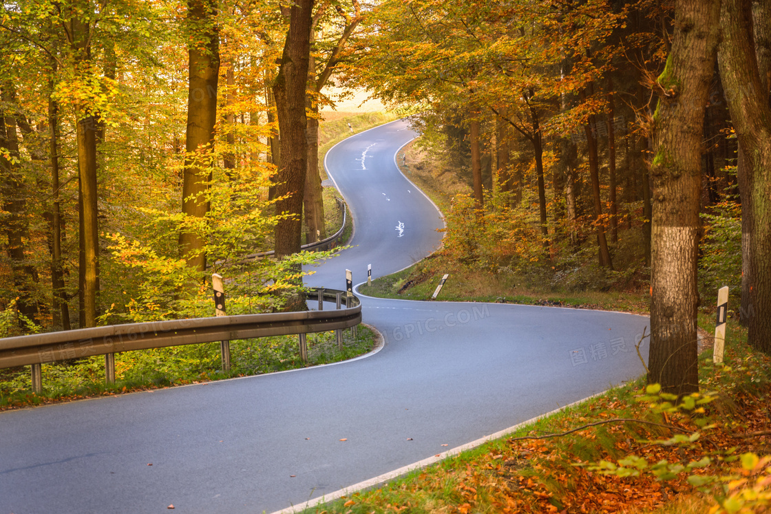 自驾游风景美公路图片