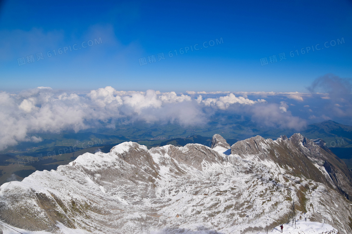 瑞士雪山景观图片