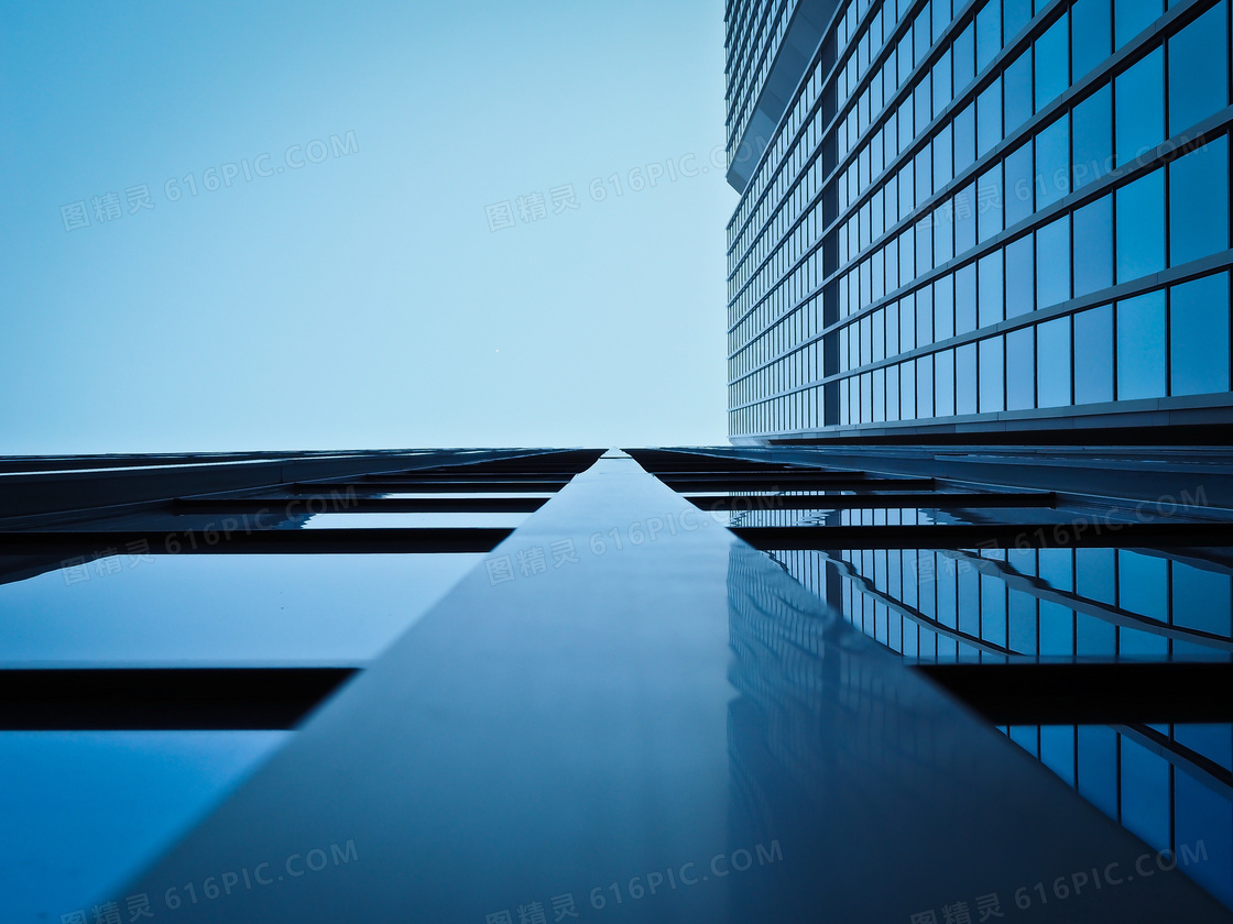 蓝色现代建筑图片