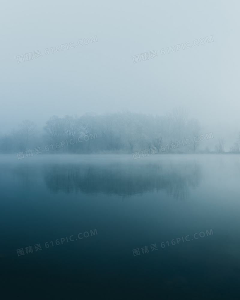 朦胧意境湖泊风景图片